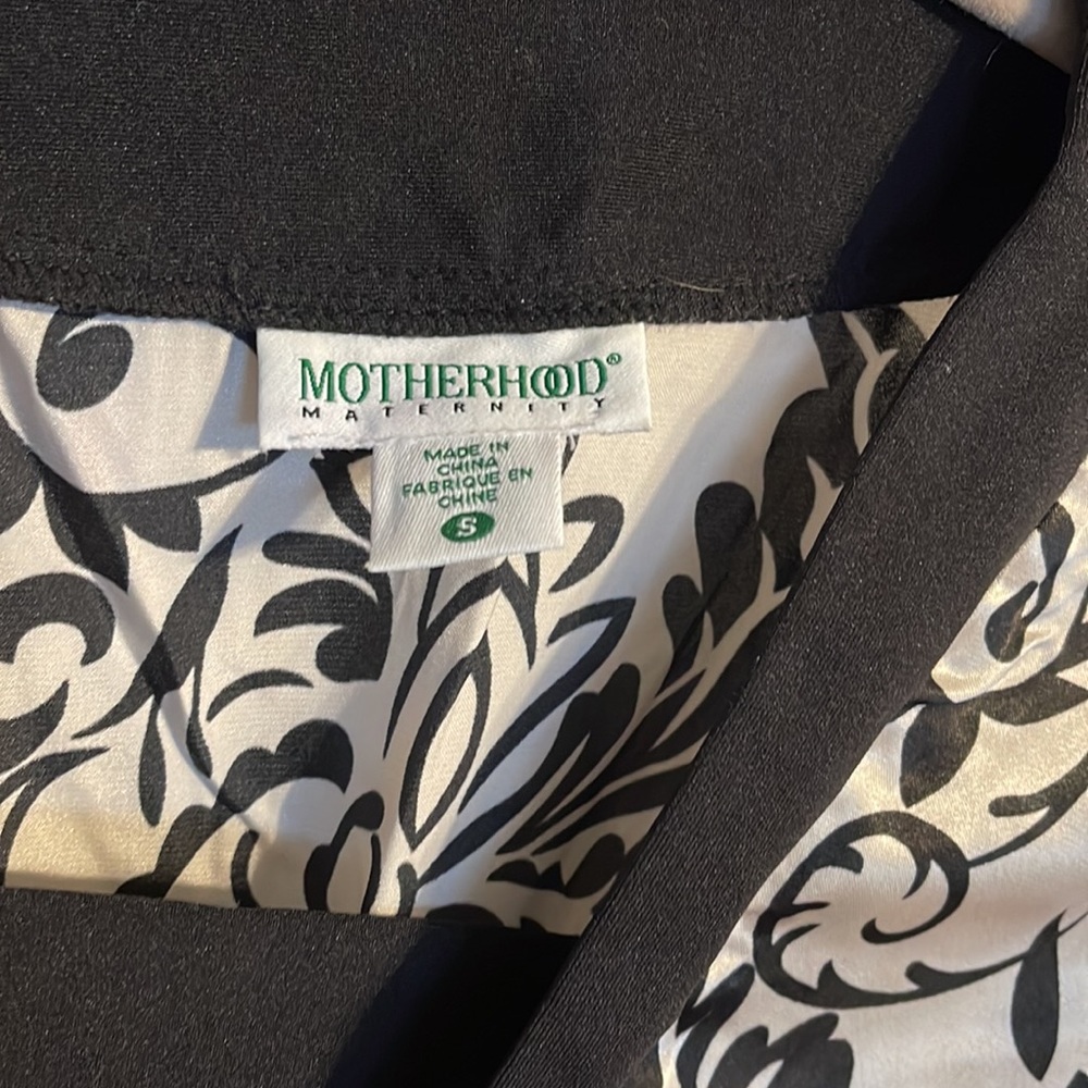 Motherhood Maternity 3/4 sleeve shirt size Small - Picture 2 of 8